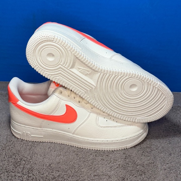Nike Air Force 1 w
Nature sail hot lava
Brand new - Picture 4 of 8